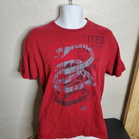 Nike Team USA T Shirt Mens Size M Short Sleeve Crew Neck Red - Picture 1 of 9